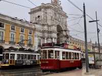 葡萄牙🇵🇹里斯本｜商業廣場和紅色電車 😍