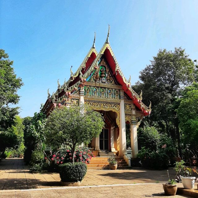 พระอารามหลวงแห่งเมืองเพชรบูรณ์