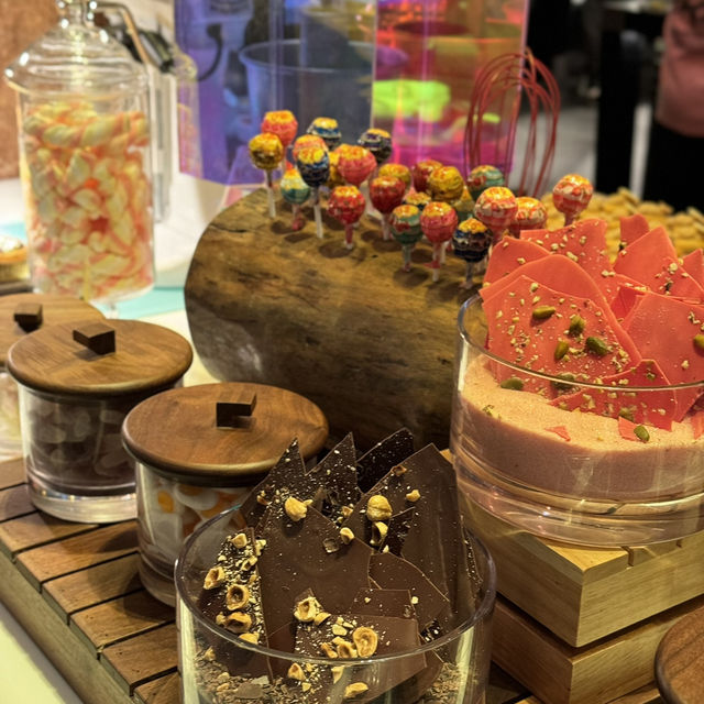 W hotel的自助餐很不錯