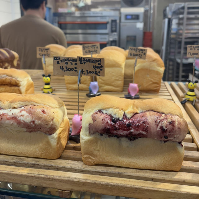【韓国】ブルーリボン連続受賞🎖️食パン屋さん🥐