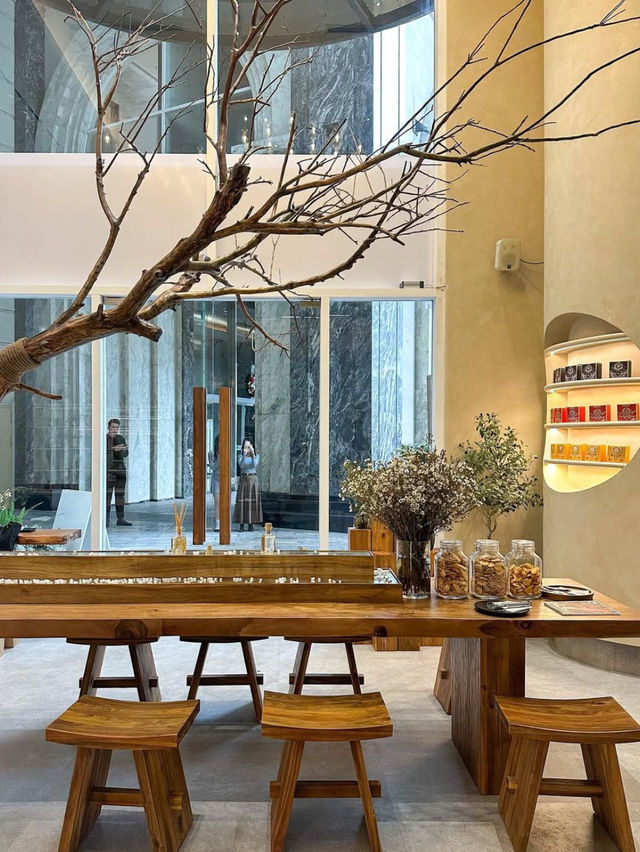 MYSTIQUE PARFUM & CAFE MYSTIQUE PARFUM & CAFE