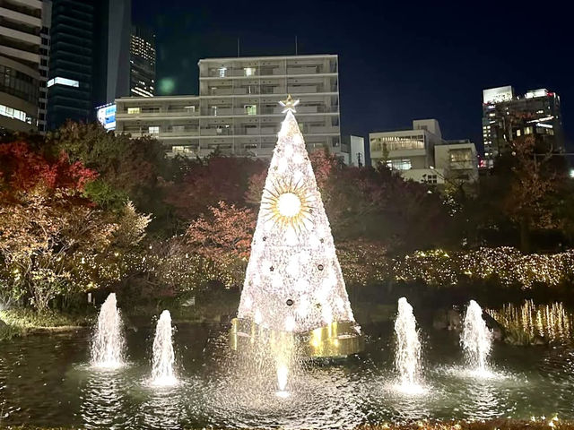 Dior毛利庭園聖誕燈展-隱藏於東京中心的白金聖誕樹
