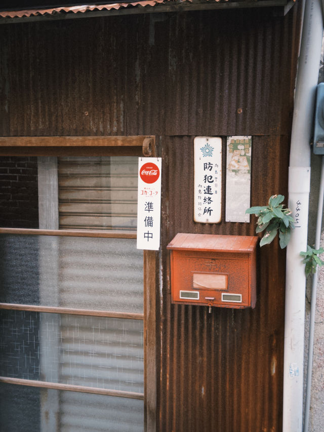 🐌 蝸牛巷：歴史とモダンが交差する台南の隠れ家スポット 🏘️