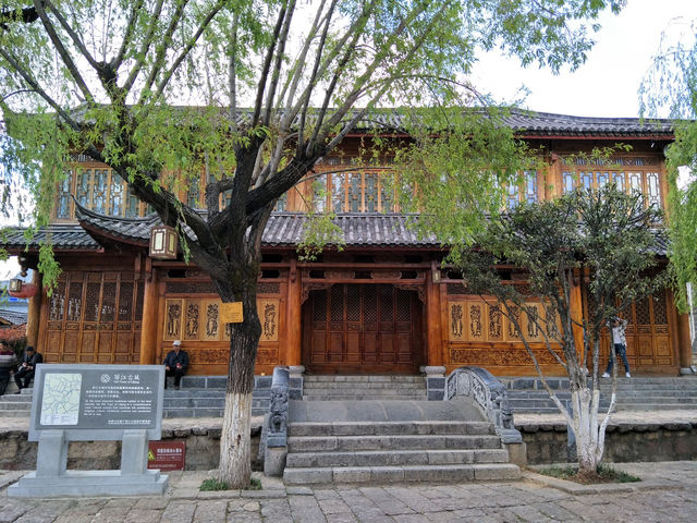 Stepping into the Past: A Day at Lijiang’s Enchanting Old Town