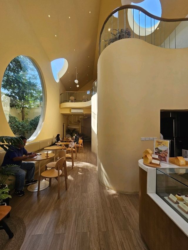 Breadtory Cafe : BKK