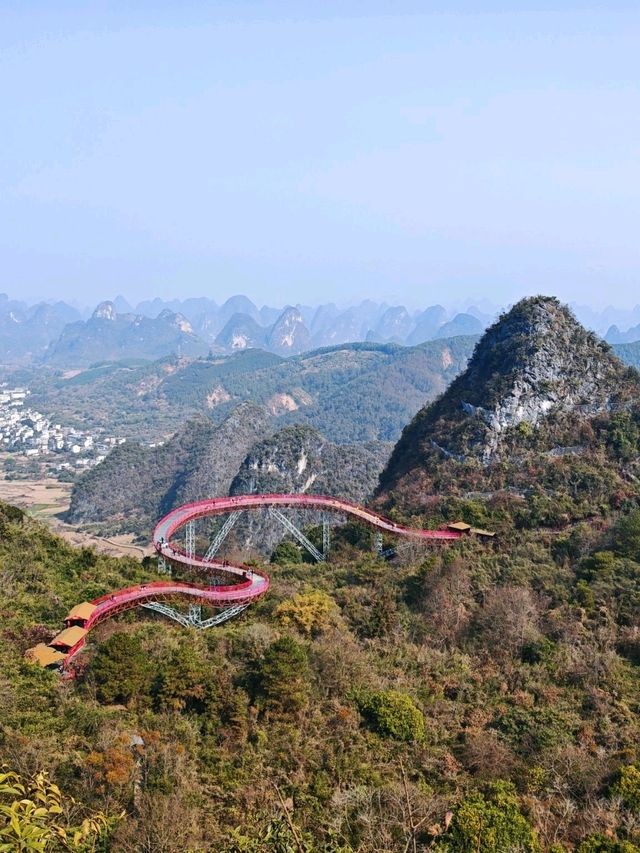 Picture perfect spots in Peak Ruyi Junjing Ropeway