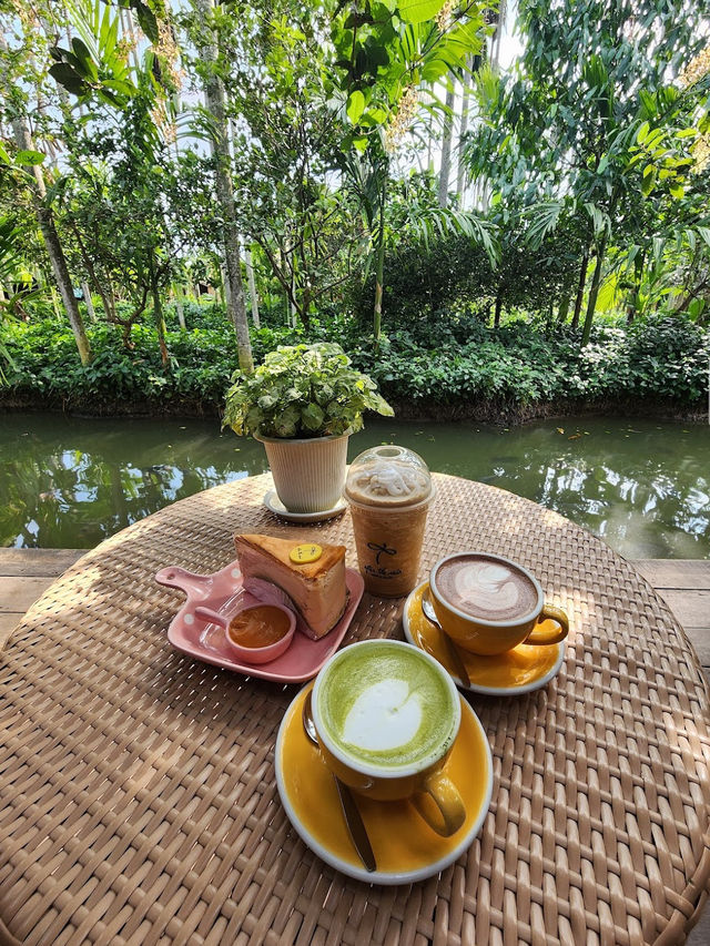 after the rain coffee & gallery