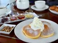 Relaxing Tea Time at Lounge South Court
