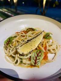 “Botanica+Co: Where Nature Meets Culinary Excellence”