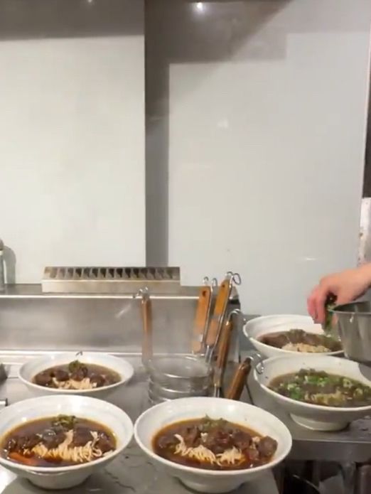 台北高質牛肉麵推介✨ 來了就吃 🍜