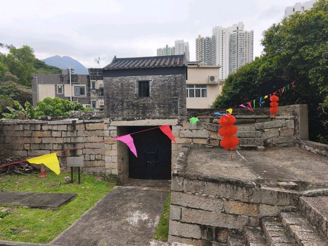 保存完整的東涌炮台遺址