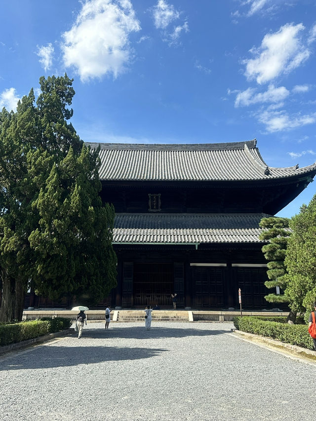 A Timeless View: Exploring Kiyomizudera in Kyoto