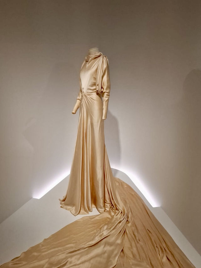 Fashion Meets Art at Museo Cristóbal Balenciaga - A Must-See in Getaria