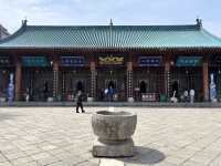 西安回街の裏通りにある静かな寺院を訪ねましょう