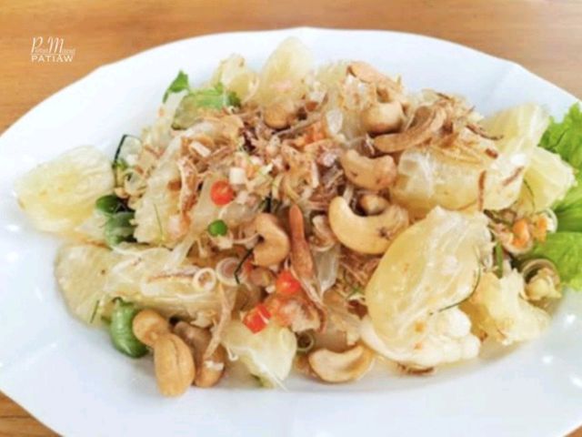 The Pomelo Amphawa