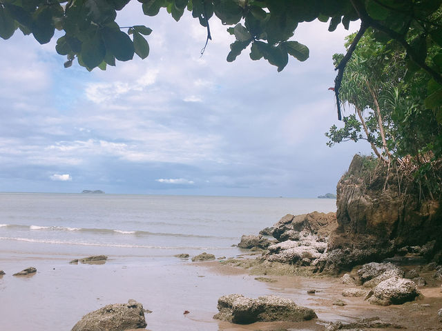 หาดลับชุมพร