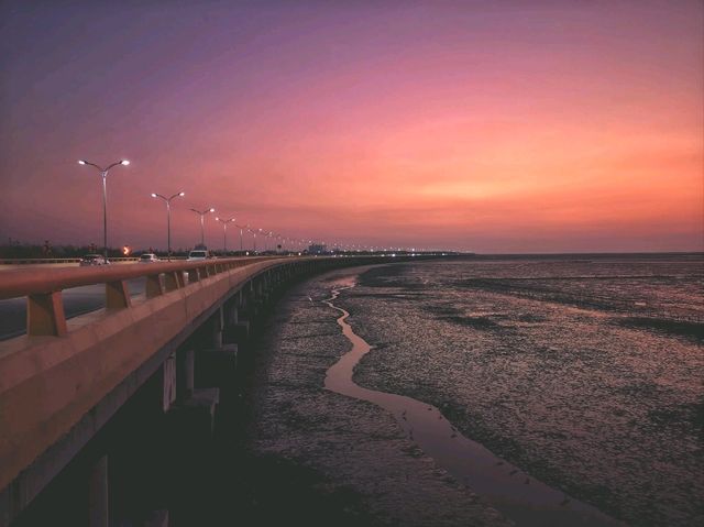 สะพานใหม่ชลบุรี วิวสวย กับแสงยามเย็น