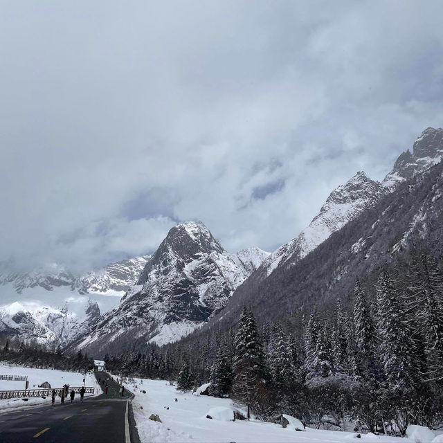 A Winter Wonderland: Mount Siguniang in Winter