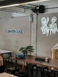 Common Space Coffee & Bar