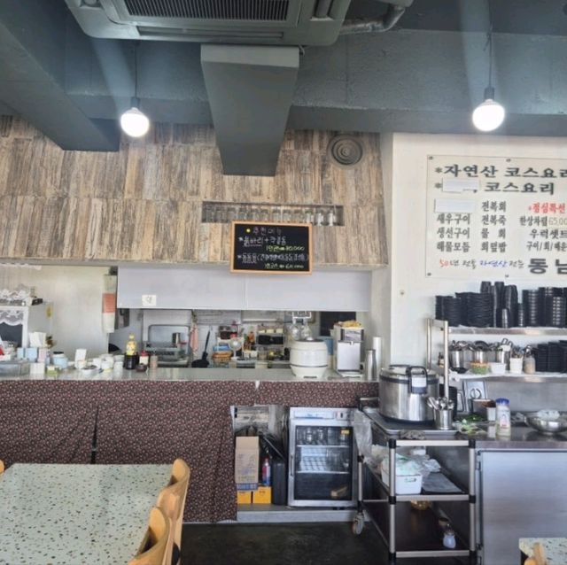 부산 택시 아저씨가 추천해준 기장 활어회 맛집 '동남 횟집'