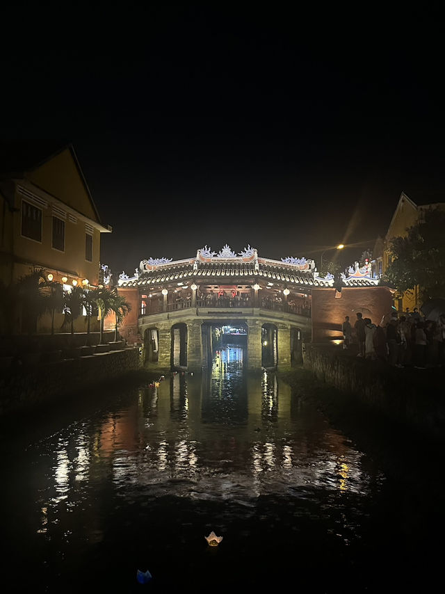 Include Insta Worthy Cafes in Hoi An!