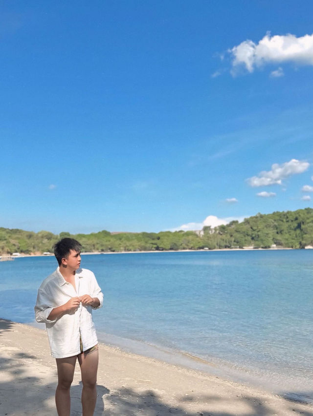Morong, Bataan (White sand beach) 