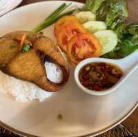 คุ้มค่า คุ้มราคา ร้านอาหารย่านปากน้ำปราณ