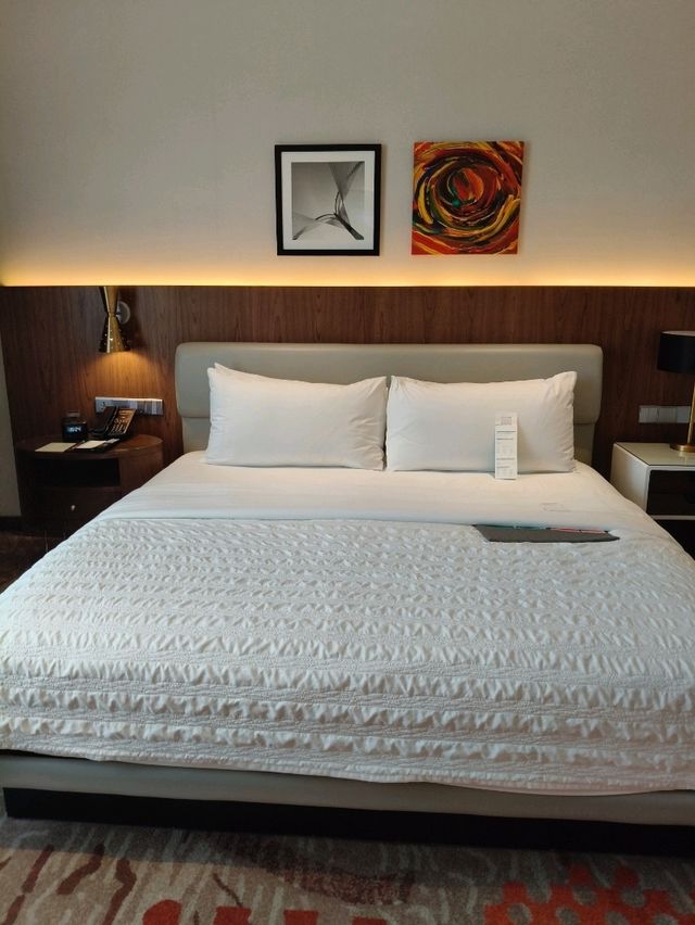 Style Meets Comfort: Discover Modern Luxury at Le Méridien Putrajaya”