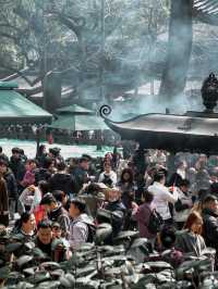 Lingyin Temple 