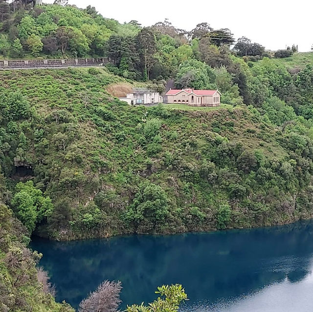 Mount Gambier: A Hidden Oasis of Natural Wonders