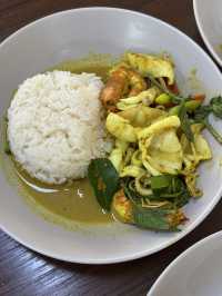 ผัดเผ็ดแกงใต้ในกรุงเทพที่อร่อยมาก ต้องลอง! 