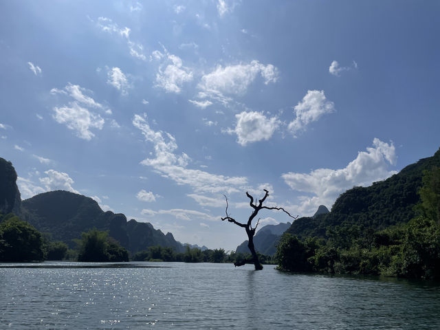 黑水河遊船