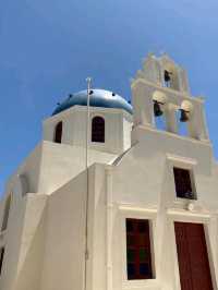 ⛪ Europe 🌍 Chasing Blue Domes: Santorini’s Famous Churches on a Budget 🇬🇷💙