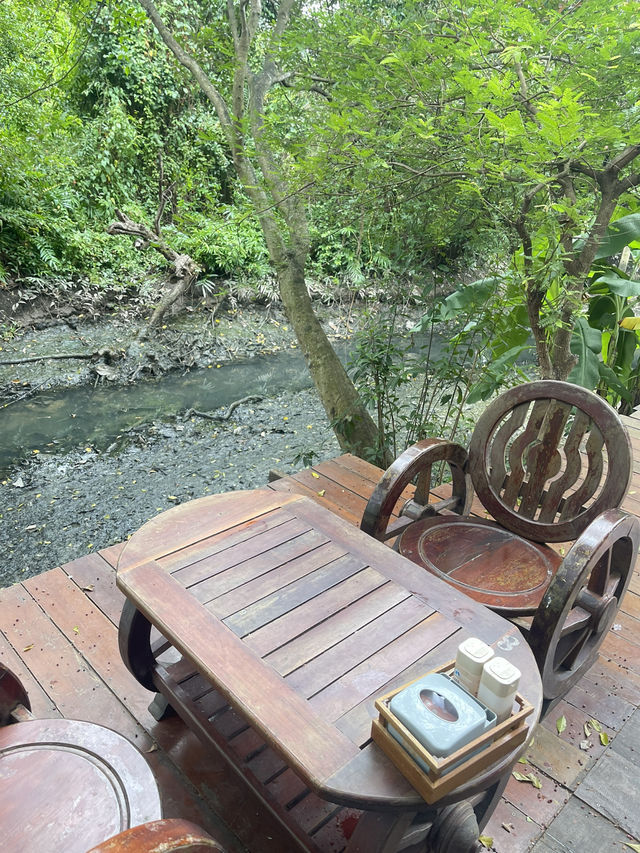ร้านอาหารใคร 