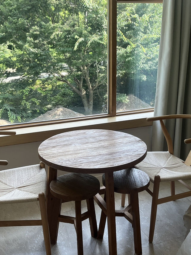 계곡과 수영장 모두를 즐길 수 있는 감성숙소