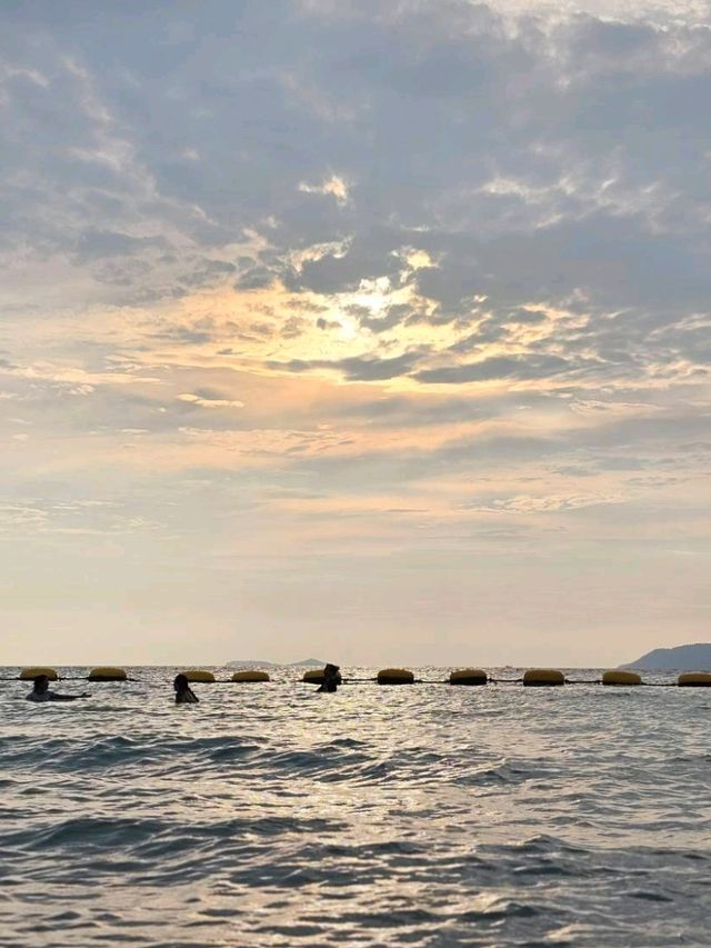 🏖️ บานาน่าโบ๊ท กรี๊ดให้สุด: หาดเทียน >> เกาะล้าน