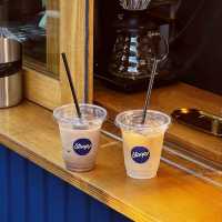 Stoop Cafe