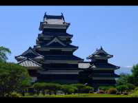 🏯長野・松本城｜国宝の黒壁が映える美しき城郭