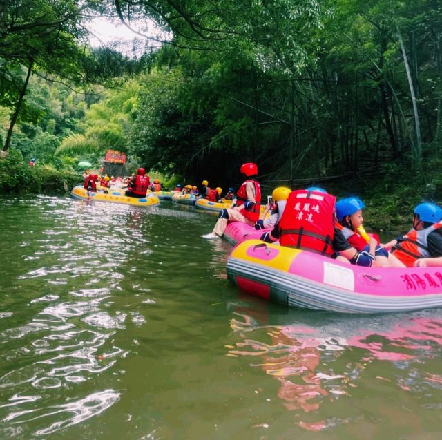 長沙瀏陽鳳凰峽谷漂流遊玩攻略，適合夏天打卡