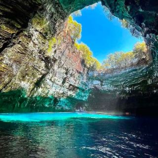 Mystical Blue Cave! The Enchanting Scenery of Melissani Cave