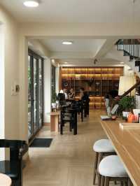 Allure Café Bar 