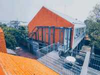 ที่พักสุดคลาสสิกริมแม่น้ำ 