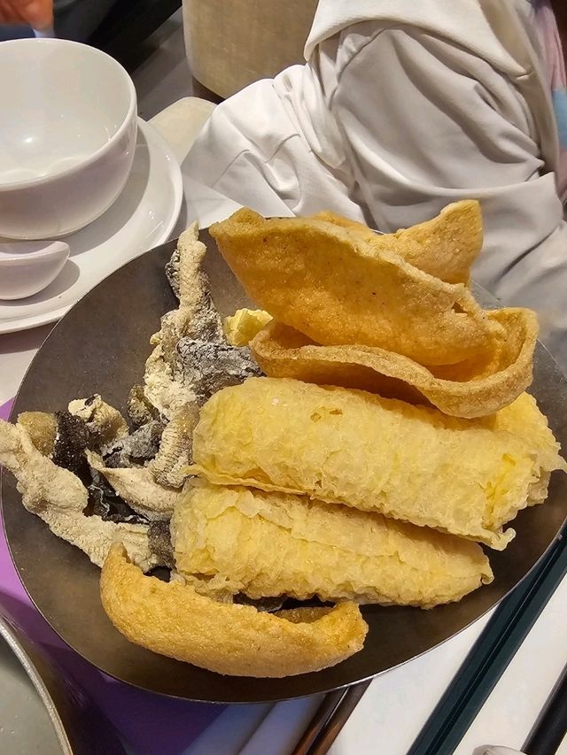泰式火鍋，熟食飲品超豐富