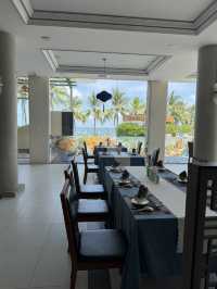 Dining with a View: Huong Bien's Seaside Charm