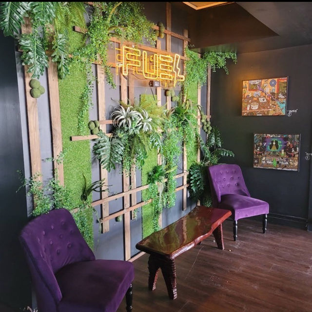 Mighty Purple Cafe