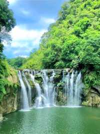A Refreshing Visit to Shifen Waterfalls