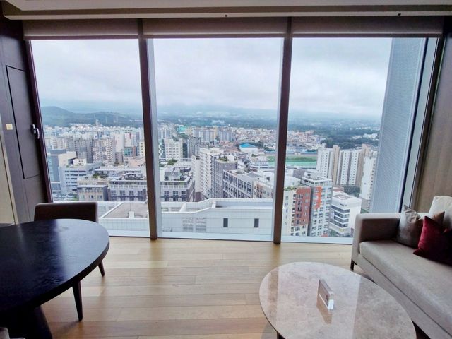 호캉스는 이정도는 되야지 호캉스지