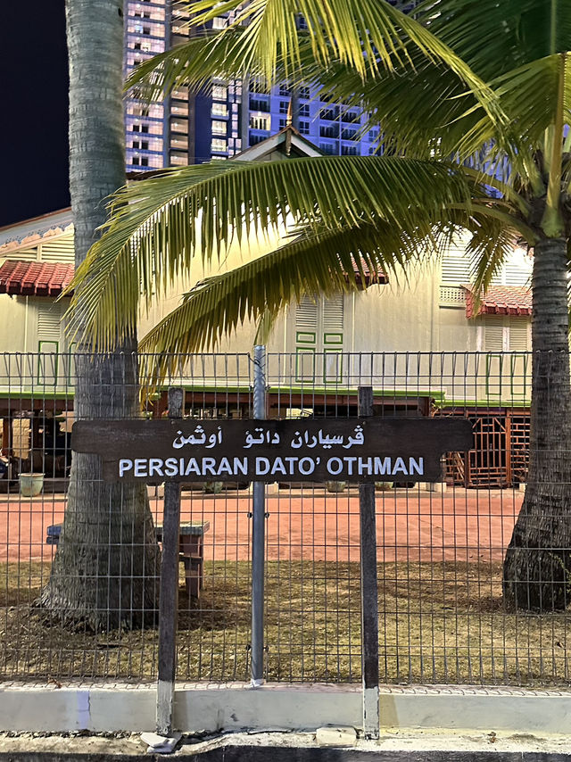 Midnight Melaka: Kampung Morten’s Magical Glow