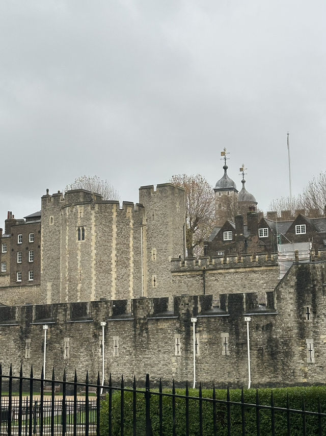 Tower Of London Decoded: How To Visit Without Losing Your Head
