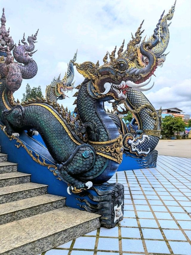 Shades of Serenity: The Blue Temple of Chiang Rai